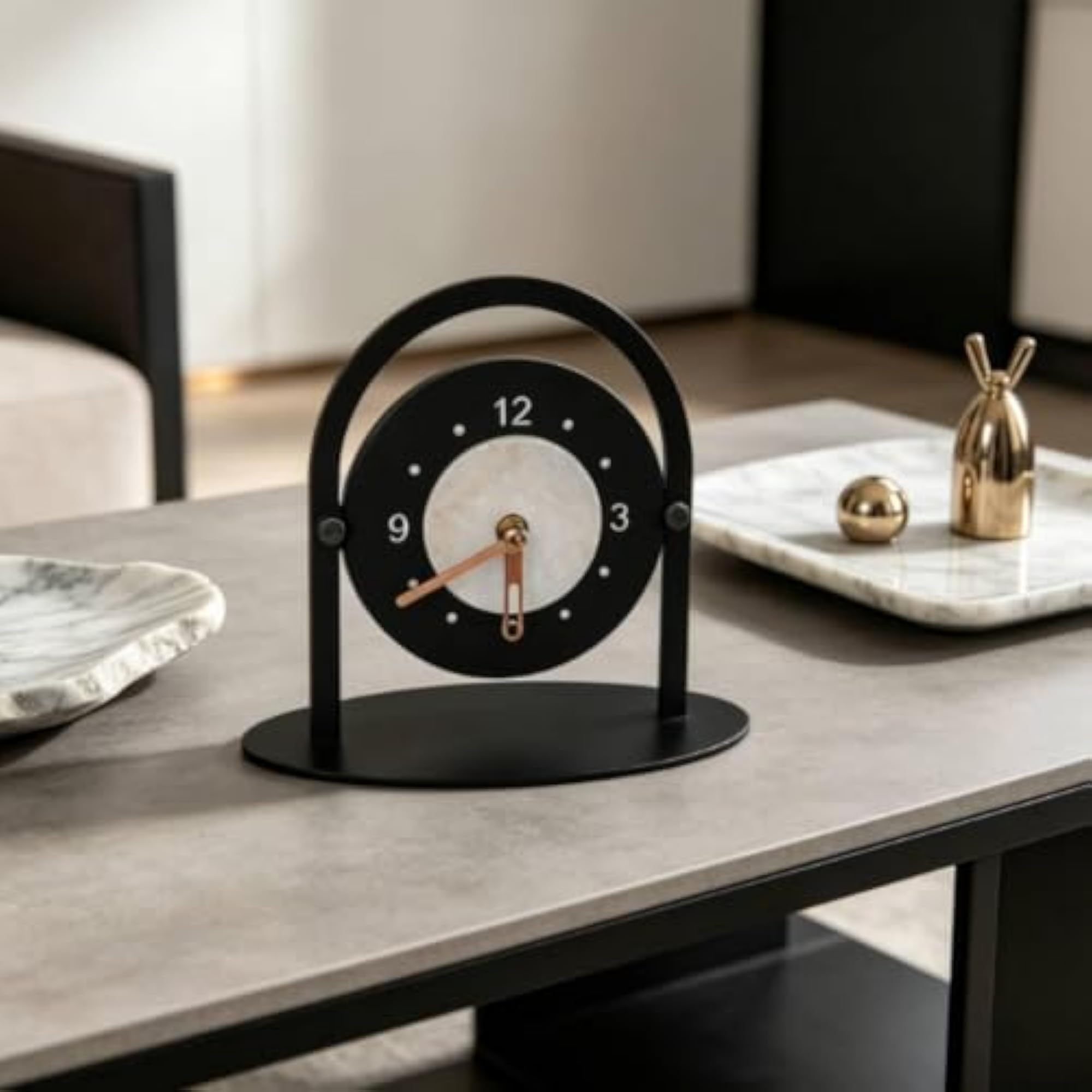 Modern Minimalist Desk Clock, Decorative Metal Frame